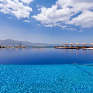 Capitalia Tres Mares Residences & Marina Apartahotel